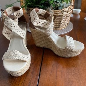 Strappy sandals, brand Brash, size 9, brown and cream